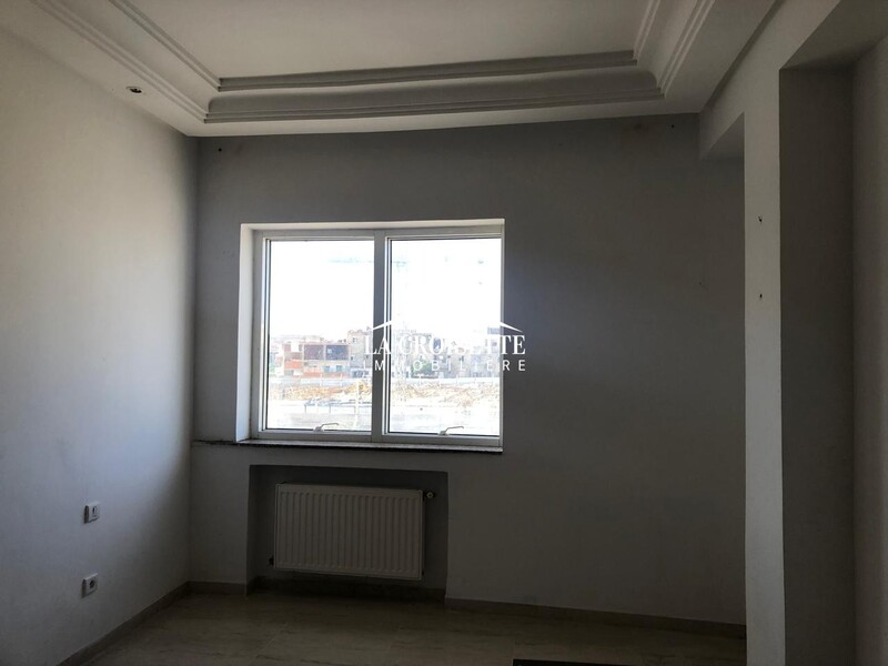 Appartement S+2 à Ain Zaghouan Nord